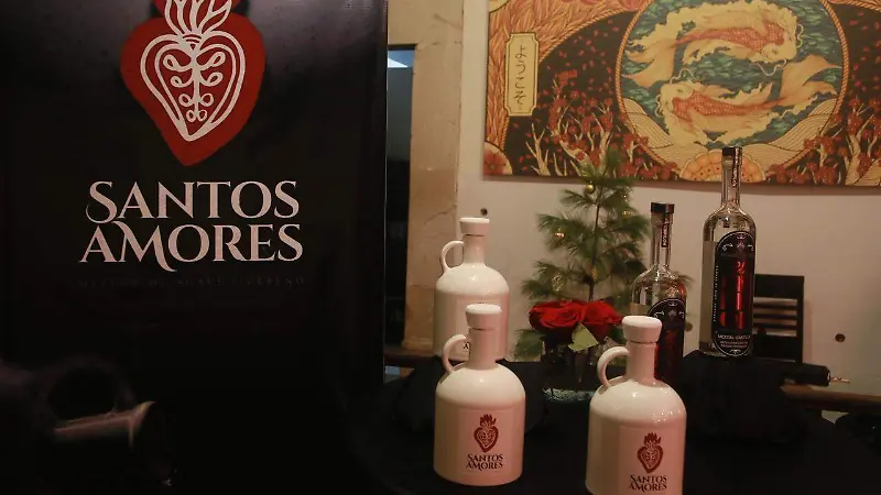 YouKay presenta el mezcal Santos Amores 